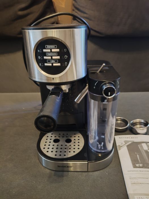 ekspres do kawy - kolbowy