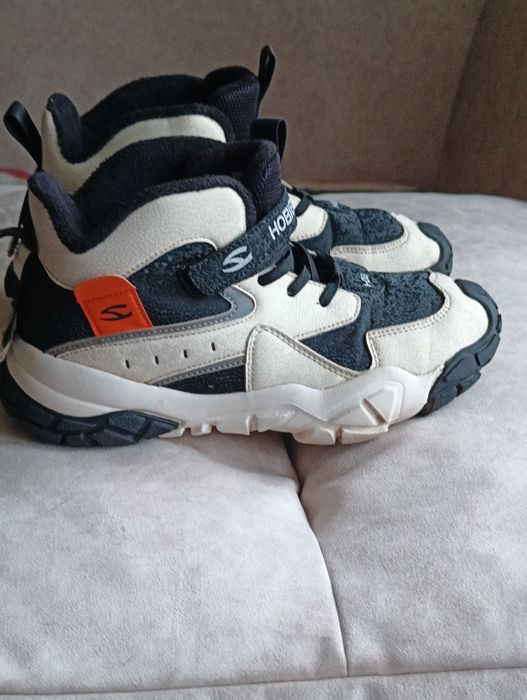 Зимние кроссовки