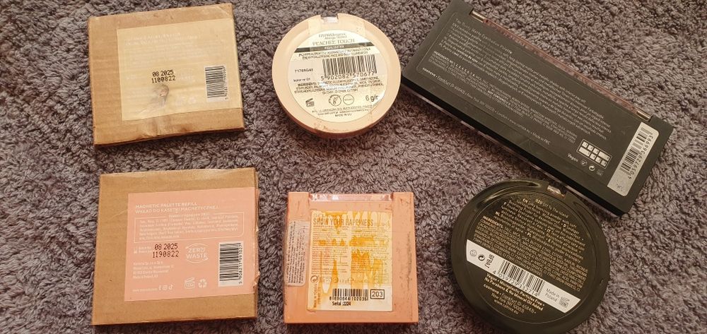 Zestaw róż rozświetlacz bronzer