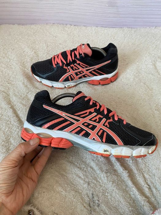 ASICS Gel-Kumo 5 женские беговые кроссовки 38-39р 24,5см оригинал