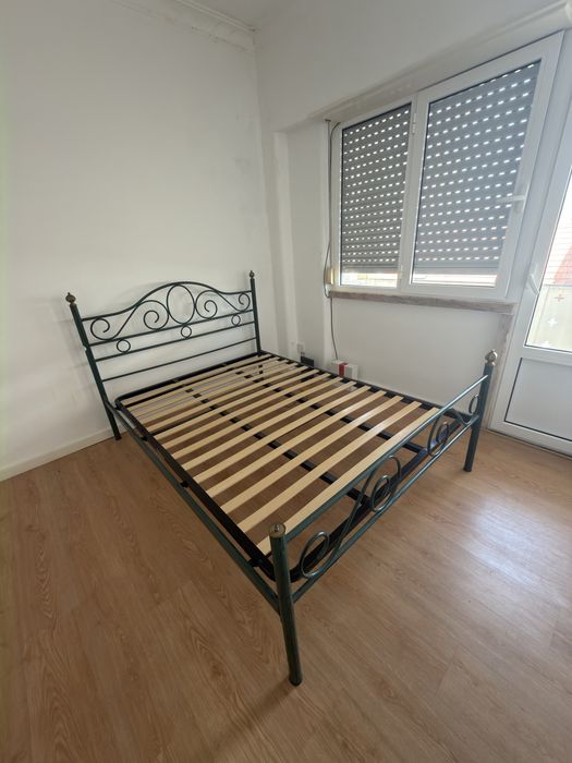 Cama casal de ferro