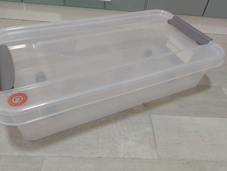 Бокси для зберігання на колесиках