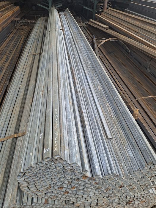 Профільна труба 30х20х1.5 мм. Уцінка