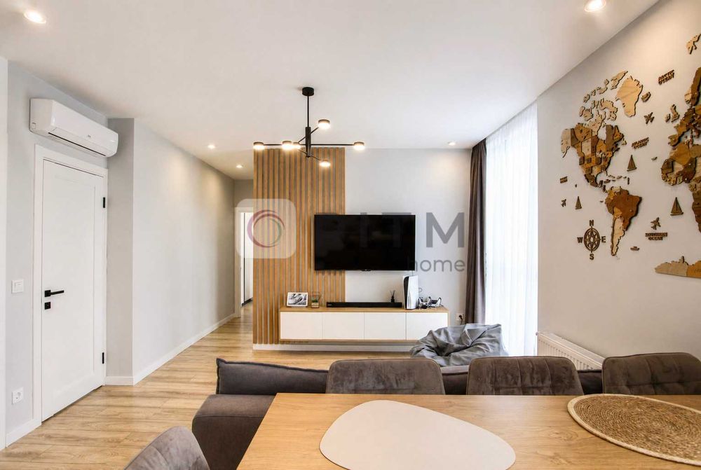 Продаж 2-кімнатна квартира з ремонтом ЖК Grand Village.