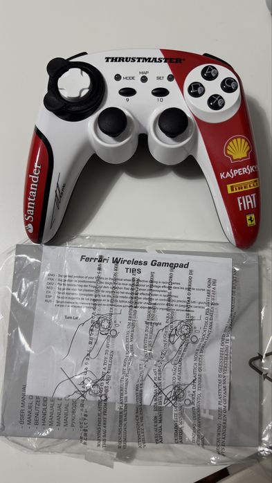Thrustmaster Ferrari Wireless Controller – Edição Fernando Alonso (PS3 / PC)