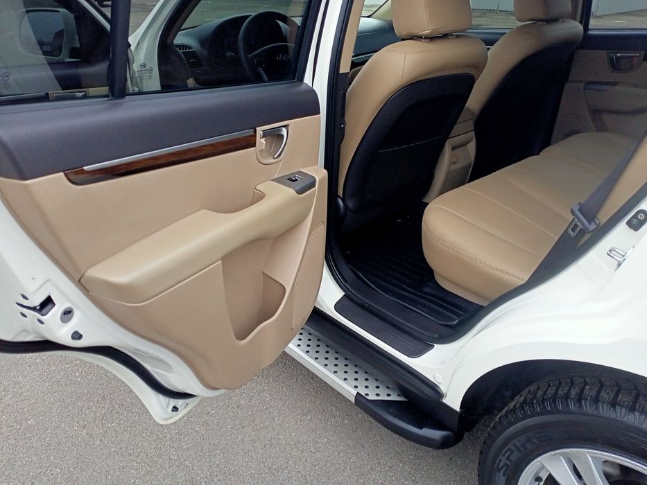 Официальный HYUNDAI SANTA FE, в идеальном состоянии!