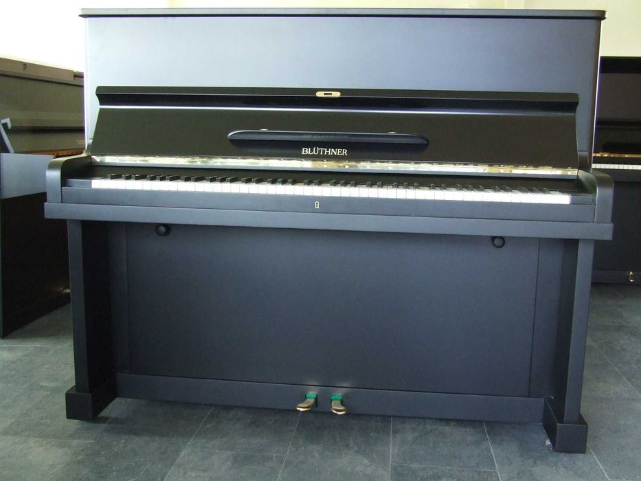 Pianino Bluthner po renowacji, czarne, Piano Lovers