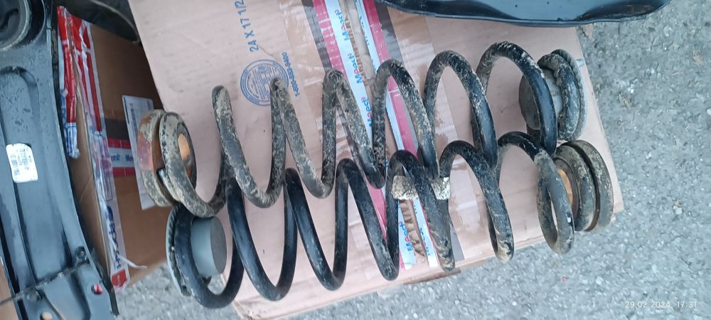 Подвеска  : Рычаги / Стойки  Jeep CHEROKEE