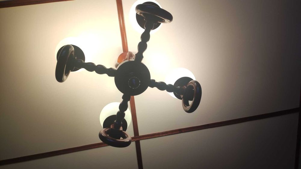 Drewniana lampa wisząca, sufitowa (drewno, ciemny brąz)