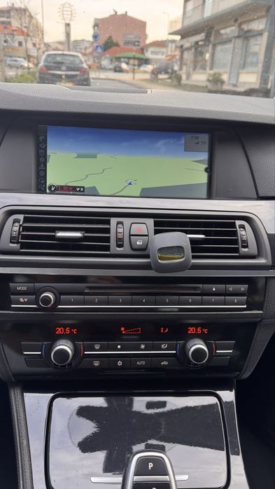 Vendo ou troco Radio bmw F10 F11 e ecrã profissional