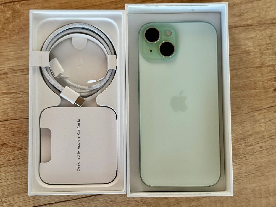 iPhone 15 green 128 GB idealny