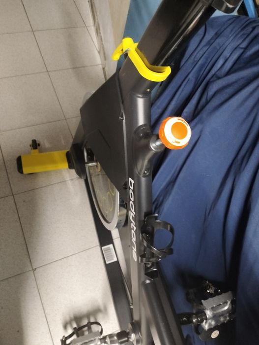 Bicicleta estática bodytone