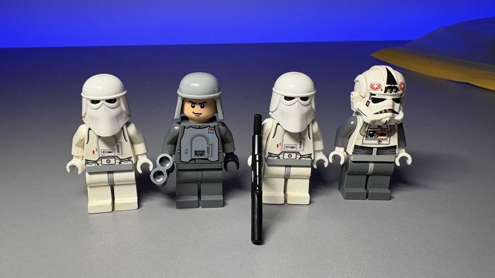 Lego STAR WARS 8084 Snowtrooper Battle Pack Minifigury