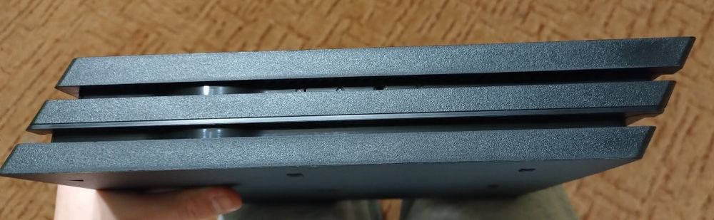 PS4 Pro cuh-7216b BLOD