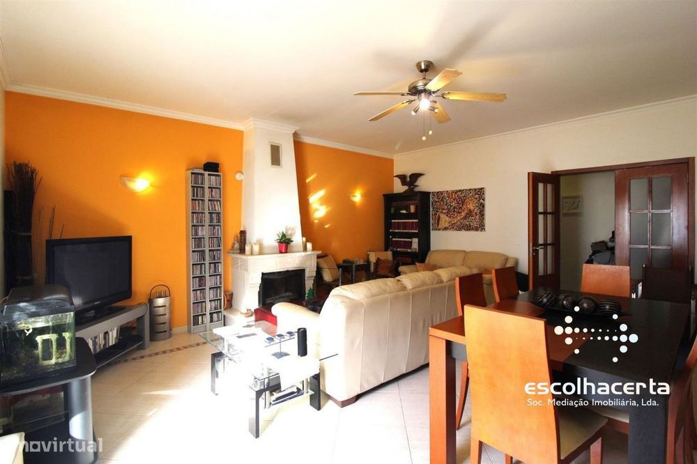 Moradia T3 com Garagem Vale Milhaços - Corroios