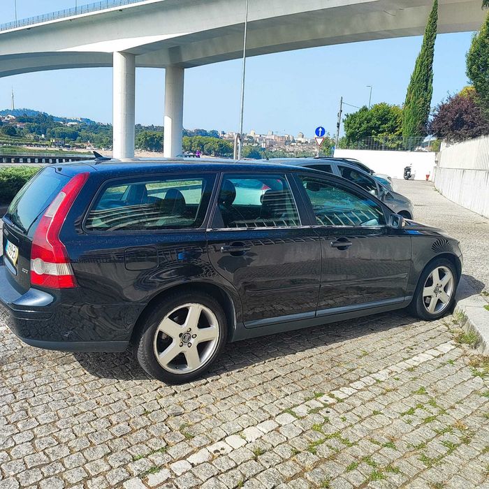VOLVO série 3 - 2004