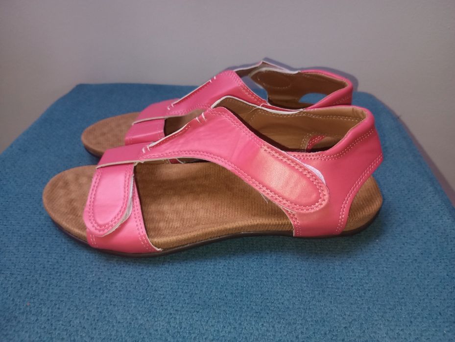 Nowe Sandały ortopedyczne Joharra 38