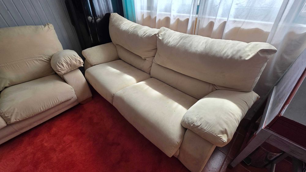 Sofás de qualidade (2 + 3 lugares, tambem a venda separados)