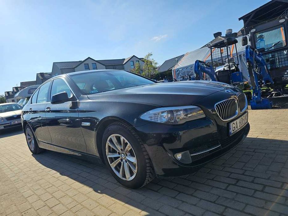 BMW 5/Automat/3.0benz R6 204KM/Salon PL/2010r/tył napęd/jasne skóry