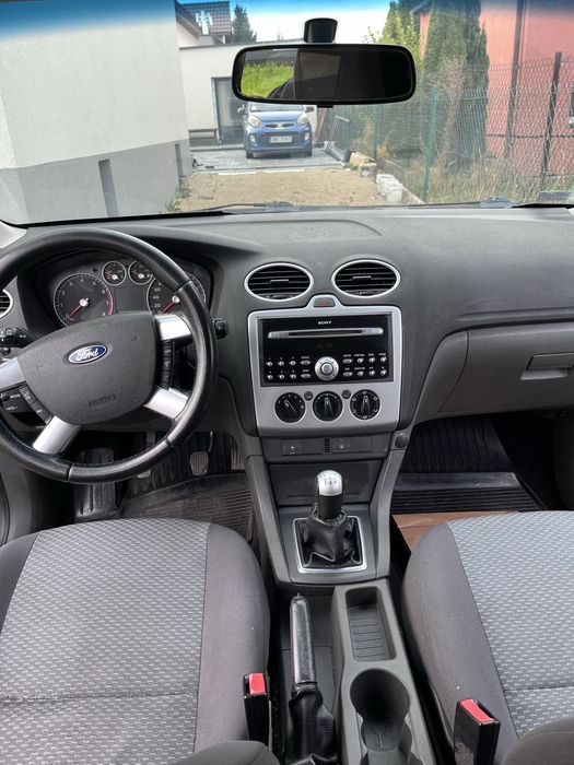 Ford focus mk2 1.6 benzyna