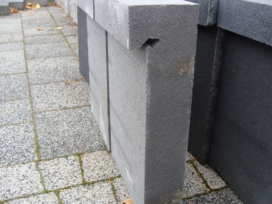 Obrzeże Flesz 6/8x20 wys. 30 cm, kolory, podświetlane