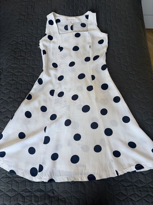 letnia sukienka w grochy S