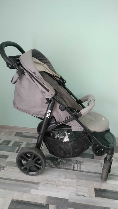 Wózek Joie spacerowy
