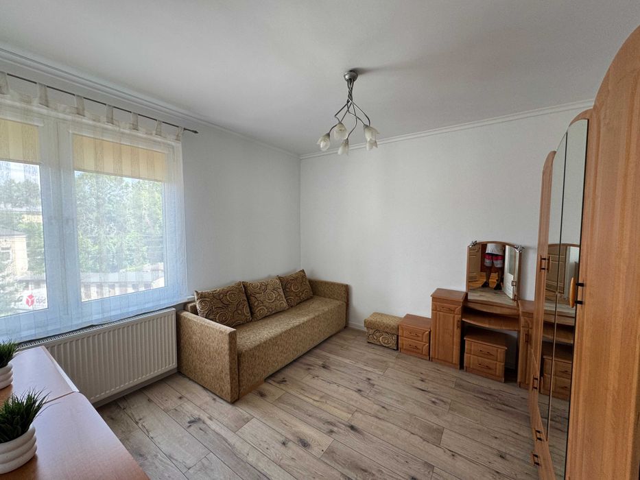 Mieszkanie M3 (Nadrzeczna), 49 m2, po generalnym remoncie, balkon, garaż, 2 piętro