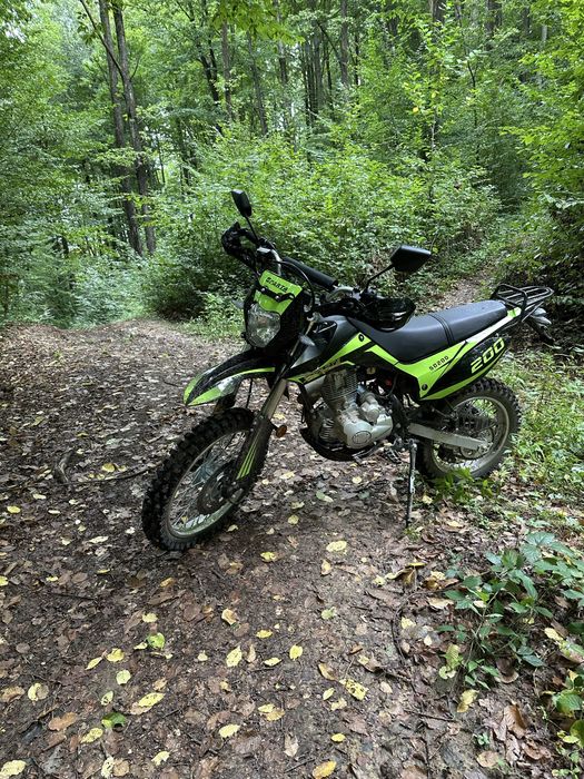 Продам мотоцикл Sparta Kros 200