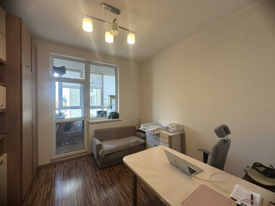 Трехкомнатная квартира и кухня 38м, ЖК "Звездный Городок", Армейская