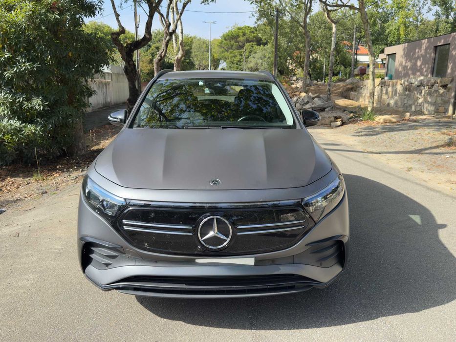Vendo Carro Mercedes EQA