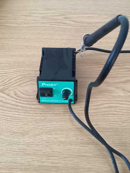 Паяльник.  Pro'sKit SS-201