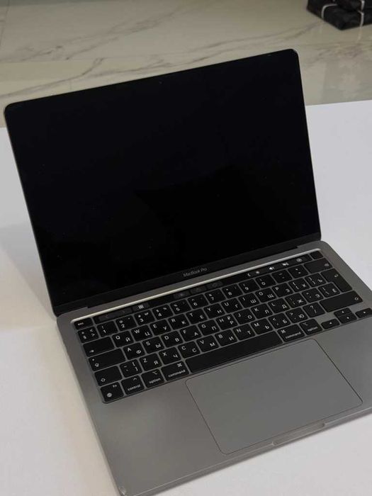 MacBook Pro 13 2020 M1 16 gb RAM 1TB SSD Space Gray 119ц: 26 000