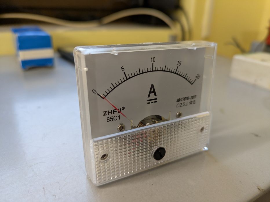 Amperomierz panelowy