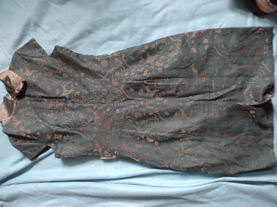 Sukienka elegancka jak nowa.