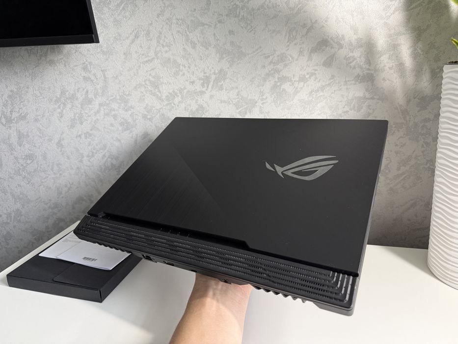 Asus Rog Strix G15/GTX1660Ti-6GB/512GB/144Hz/16GB.