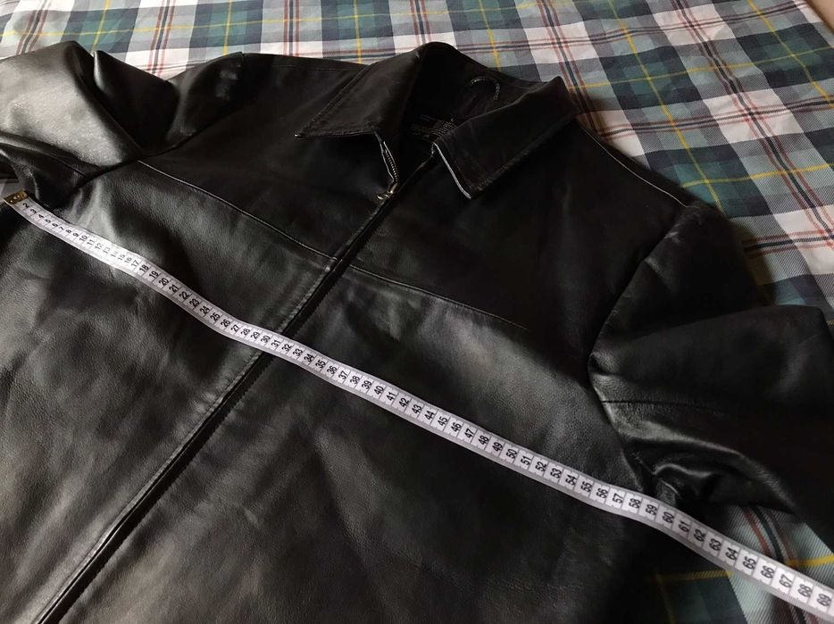 Куртка кожаная размер 48-50.