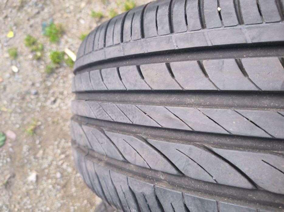 Резина літня  205/50 R17
