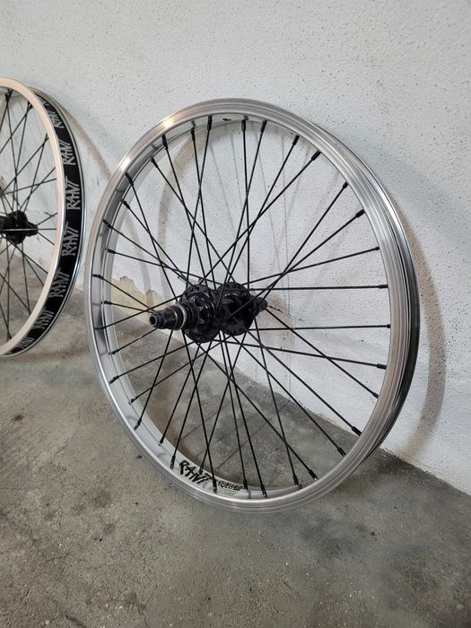 Par de rodas BMX  RANT Party On V2