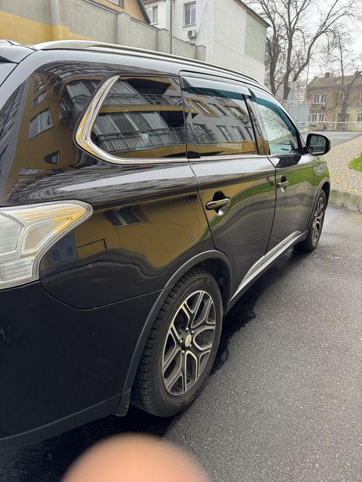 Продам Mitsubishi Outlander 3, 2014 р.в. 2,2 дизель