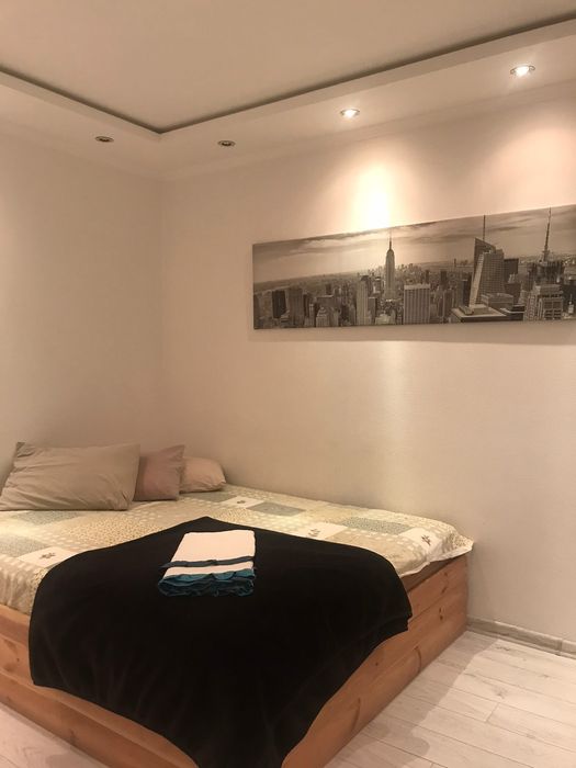 Погодинно 2 ком. Маяковского 4 в. Червоноі калини 4в почасово