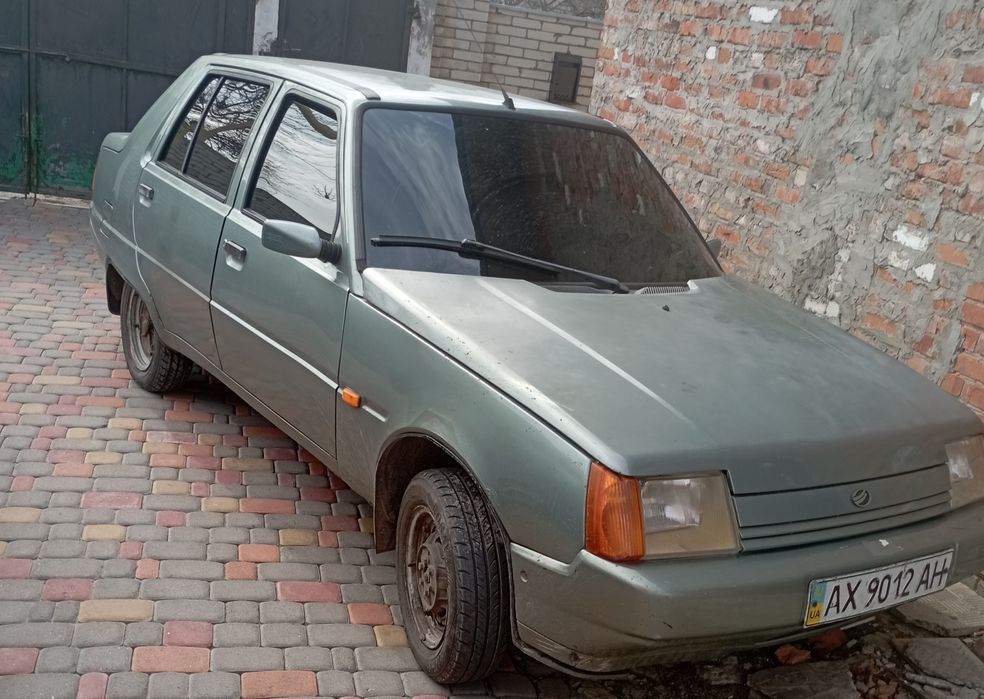 Таврия Славута....