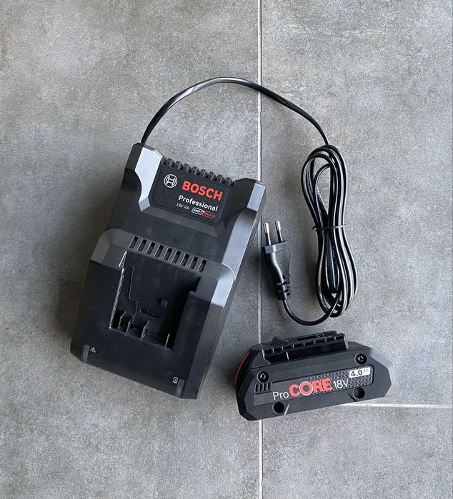Carregador e bateria Bosch 18V 4.0Ah