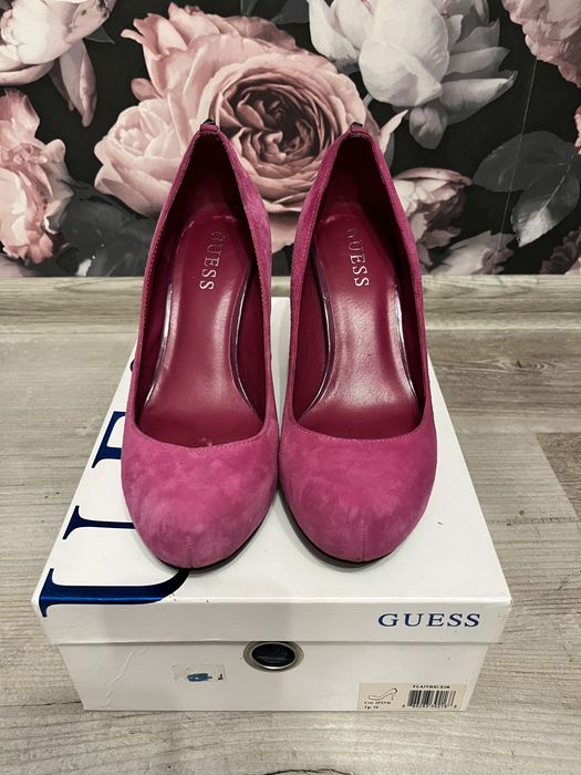 Szpilki/czółenka buty na obcasie GUESS oryginalne
