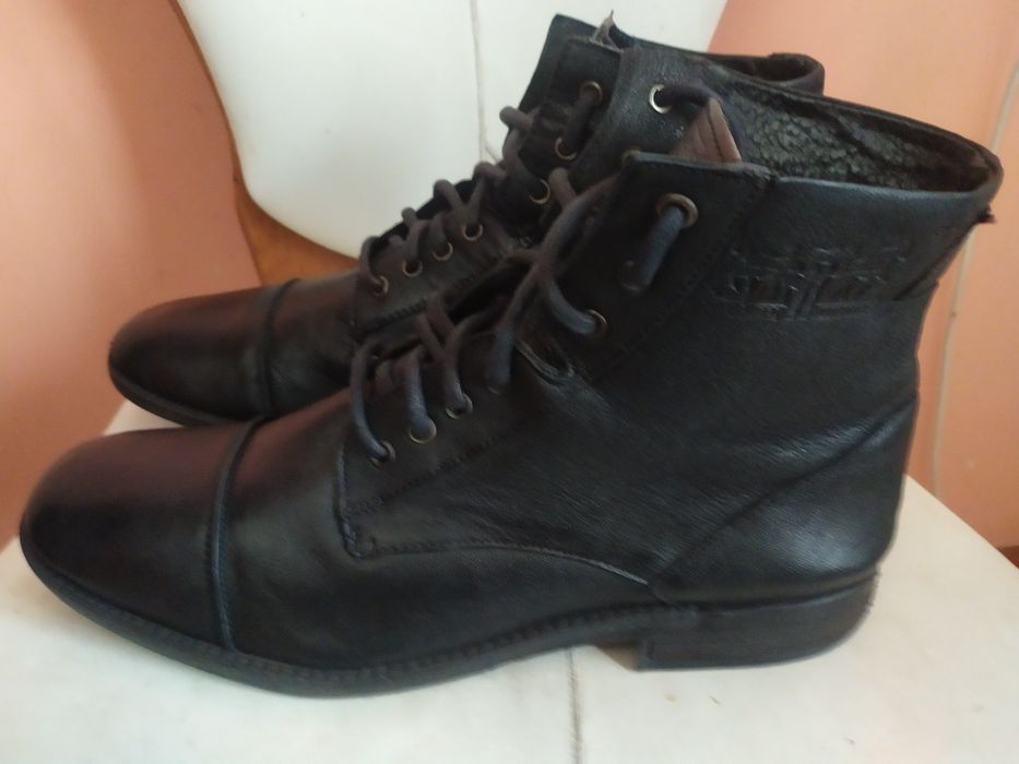 Ботинки кожаные (высокие)  LEVI'S  Берцы