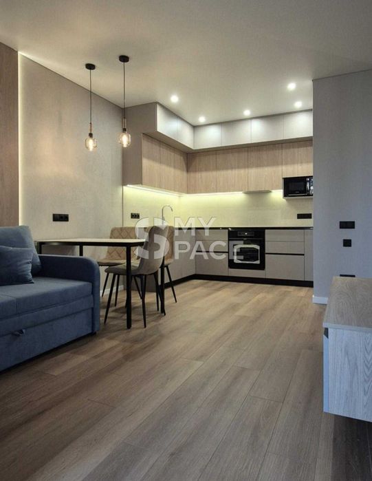 продаж 1к квартири жк Варшавський Плюс