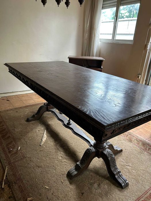 Mesa Antiga em madeira maciça