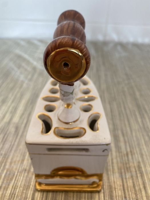 Ferro antigo de porcelana trabalhao de alcobaça