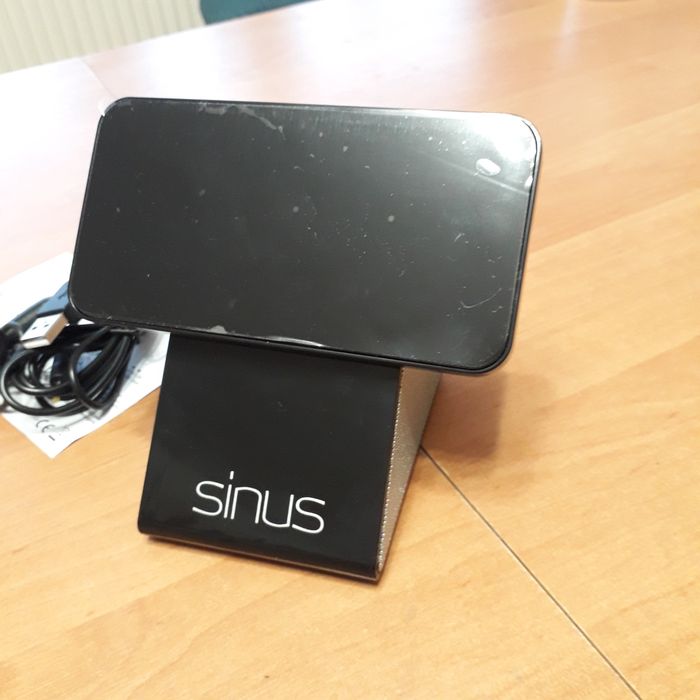 Głośnik przewodowy do telefonu.