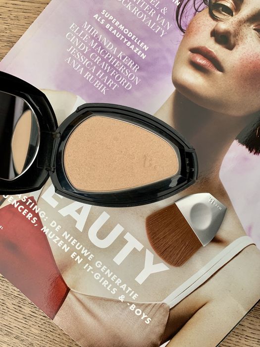 Pó iluminador O Boticário